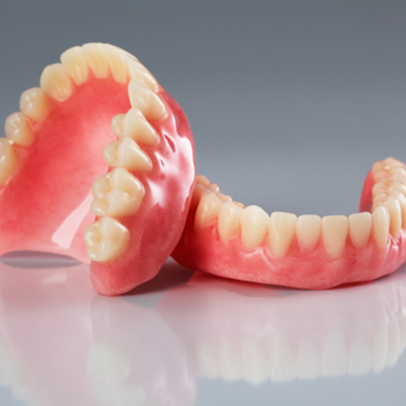 Full dentures
